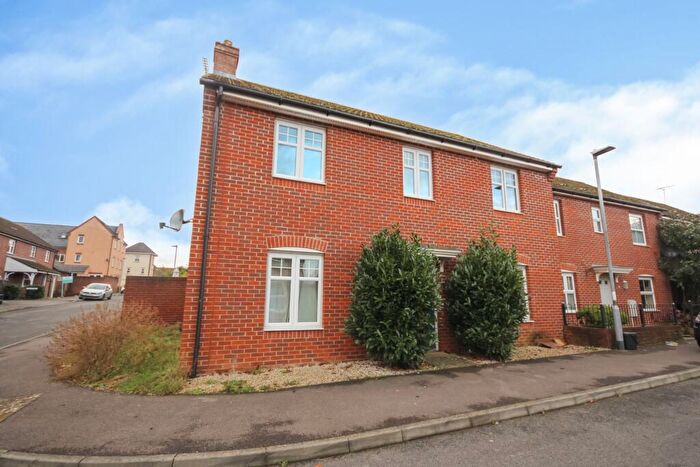 4 Bedroom Detached House To Rent In Pheasant View, Bracknell, RG12