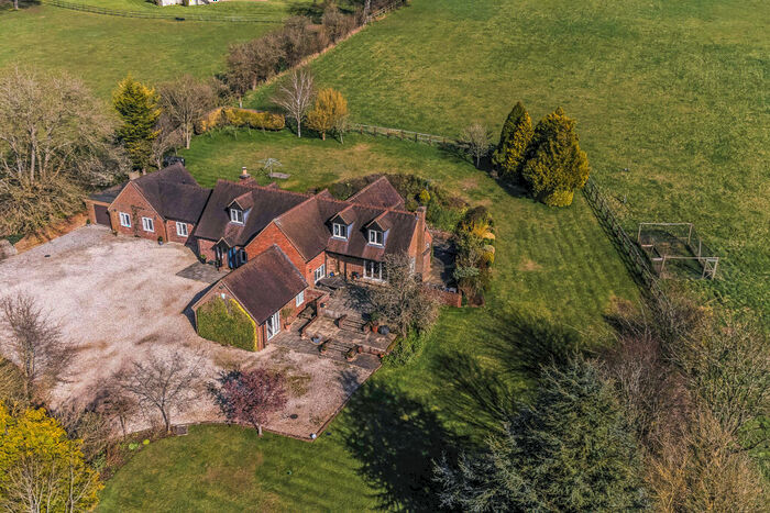 4 Bedroom Cottage For Sale In Sheepdrove, Hungerford, RG17