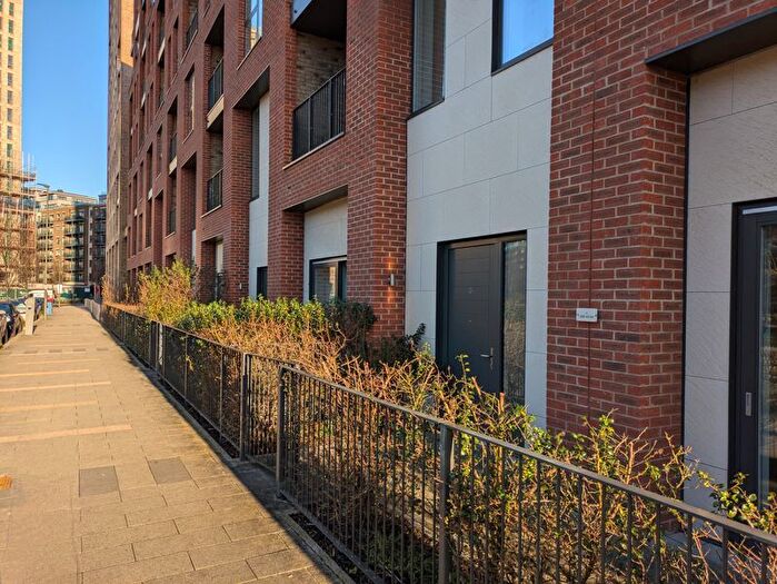 2 Bedroom Flat To Rent In Colonsay Drive, Colindale Gardens, NW9