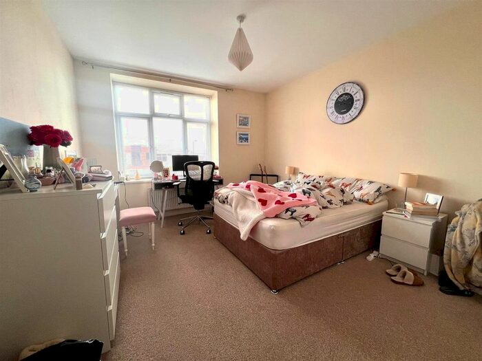 1 Bedroom Flat To Rent In York Road, Acomb, York, YO24
