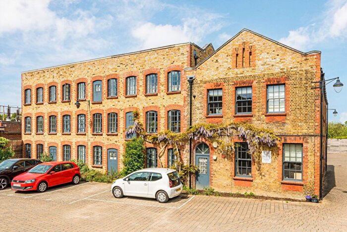 1 Bedroom Flat To Rent In Athelstan Place, Twickenham, TW2