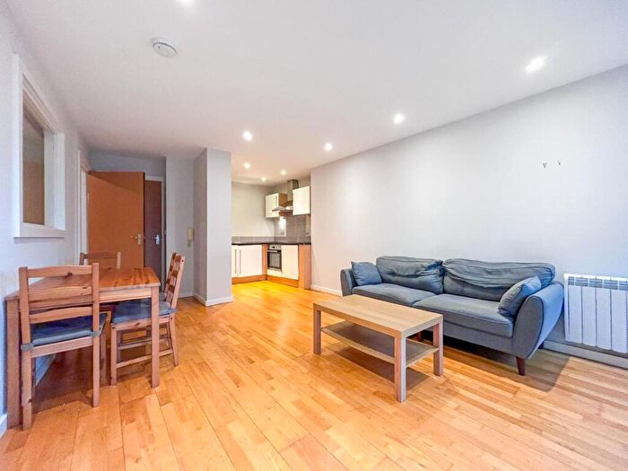 1 Bedroom Apartment To Rent In Catalina, City Island, Gotts Road, LS12