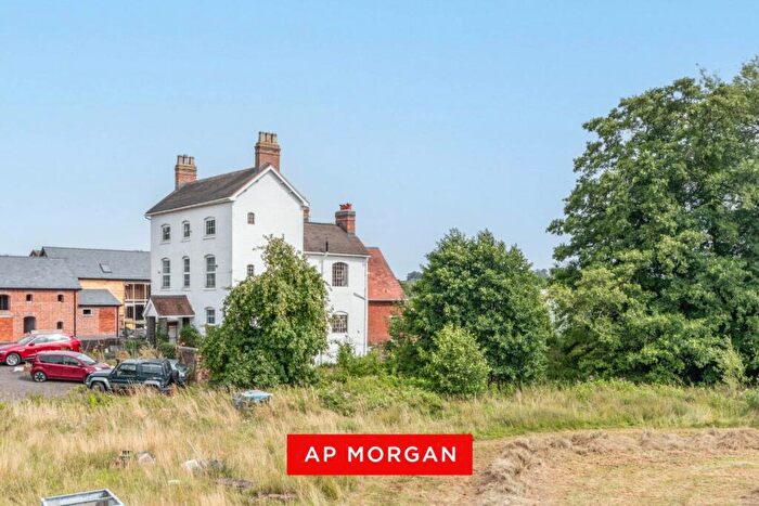 5 Bedroom Detached House For Sale In Stonehouse Lane, Hopwood, Alvechurch, B48