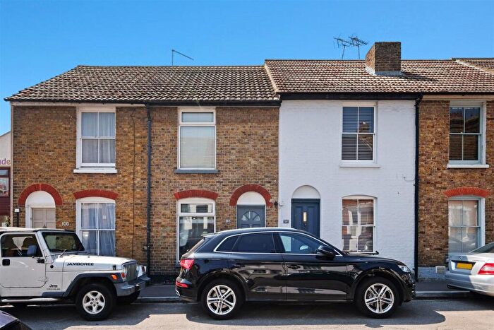 3 Bedroom Terraced House For Sale In Albert Street, Whitstable, CT5