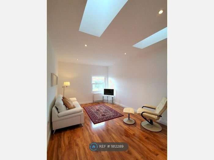 1 Bedroom Flat To Rent In Hull Marina, Hull, HU1