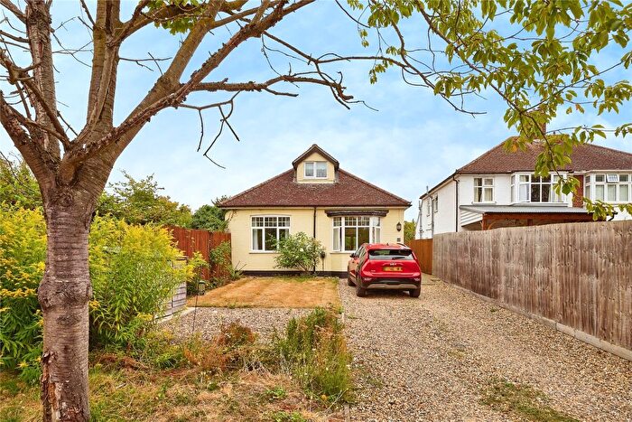 2 Bedroom Bungalow For Sale In High Street, Girton, Cambridge, Cambridgeshire, CB3