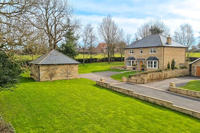 4 Bedroom Detached House For Sale In Herdsmans Court, Scotton, HG5