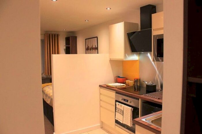 1 Bedroom Flat To Rent In Dawlish Road, Selly Oak, Birmingham, B29