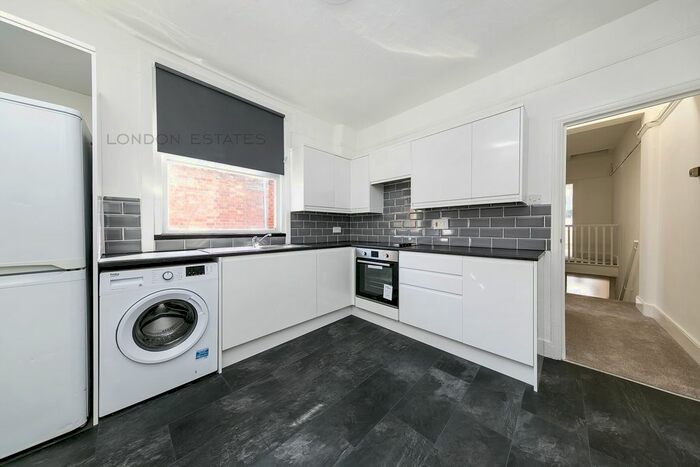 1 Bedroom Flat To Rent In Latimer Road, North Kensington, W10