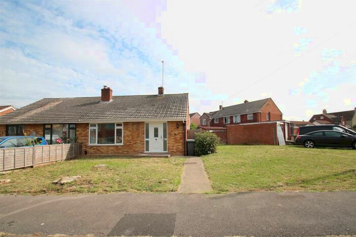 2 Bedroom House To Rent In Palmer Road, Trowbridge, BA14