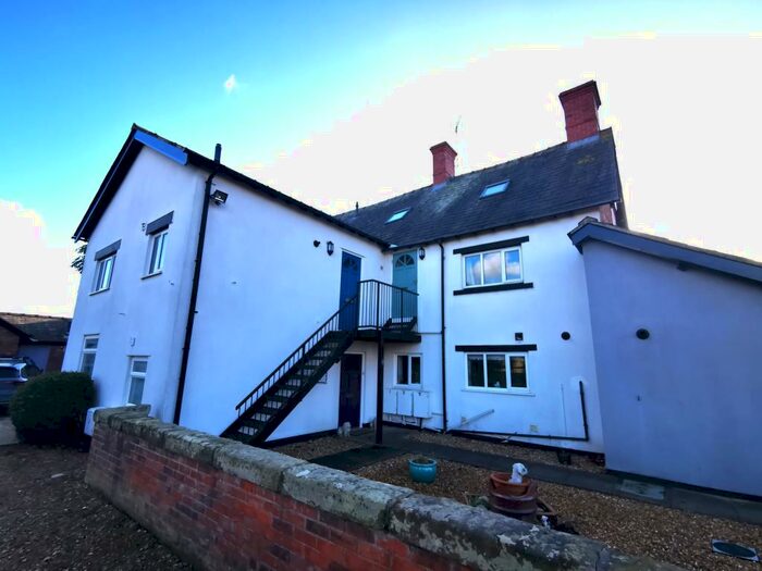 2 Bedroom Cottage To Rent In Eaton Hall Farm, Davenham, CW9