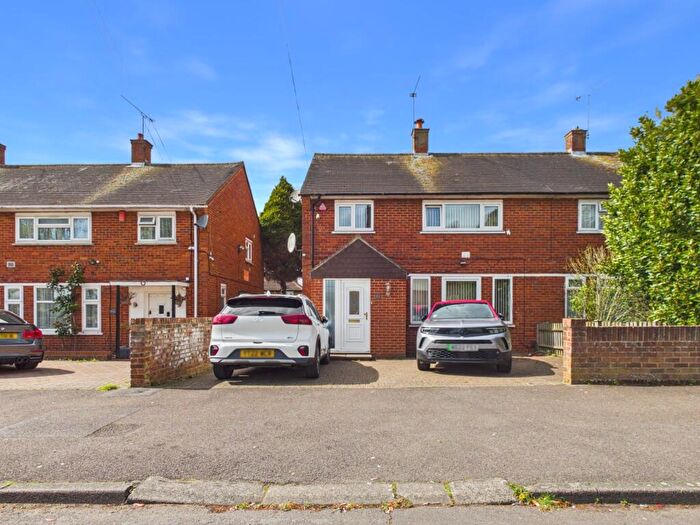 3 Bedroom Terraced House For Sale In Fox Road, Langley, Berkshire, SL3