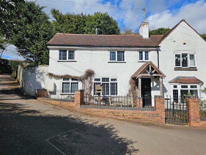 3 Bedroom End Of Terrace House For Sale In Dark Lane, Kinver, Stourbridge, DY7
