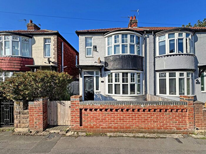 3 Bedroom Semi-detached House For Sale In Peebles Avenue, Hartlepool, TS25