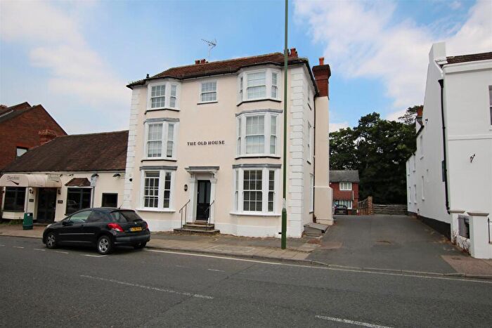 1 Bedroom Flat To Rent In London Road, Horsham, RH12