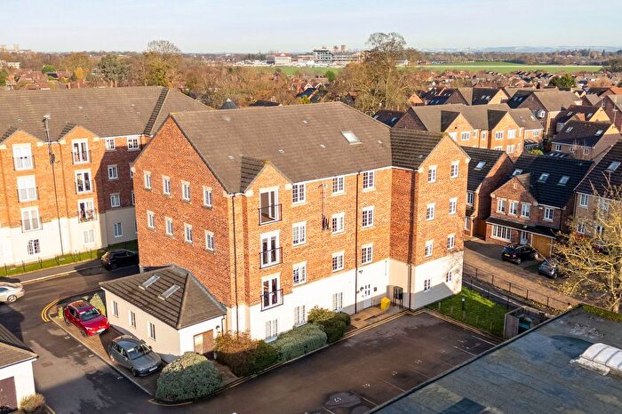 2 Bedroom Flat For Sale In Principal Rise, Dringhouses, York, YO24