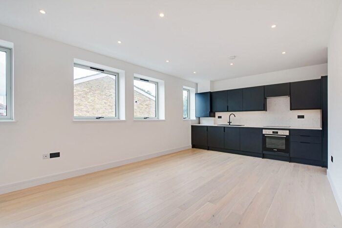 1 Bedroom Flat To Rent In Avondale Road, Bromley, BR1