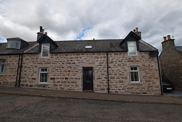 3 Bedroom Semi-Detached House To Rent In Kinneddar Street, Lossiemouth, IV31