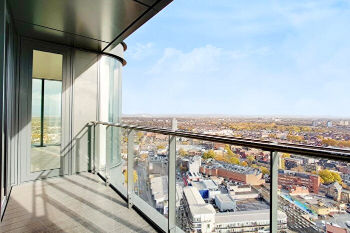 1 Bedroom Flat To Rent In Great Eastern Road London, E15