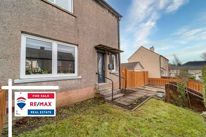 2 Bedroom Semi-Detached House For Sale In Burnbrae Road, Harthill, ML7