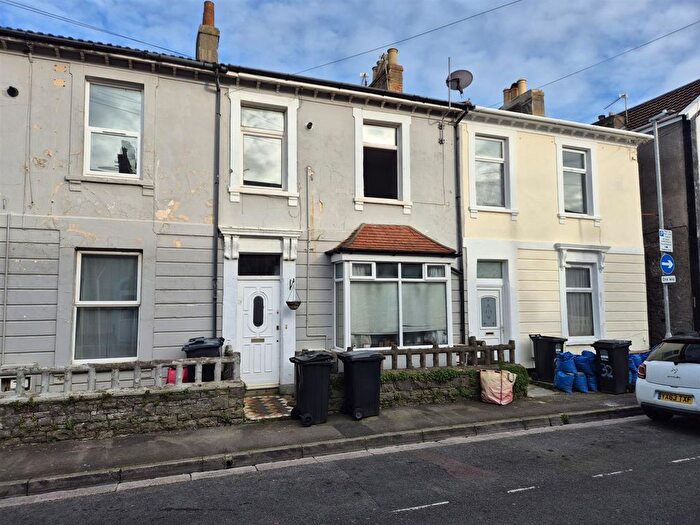 2 Bedroom Flat For Sale In Alma Street, Weston-Super-Mare, BS23