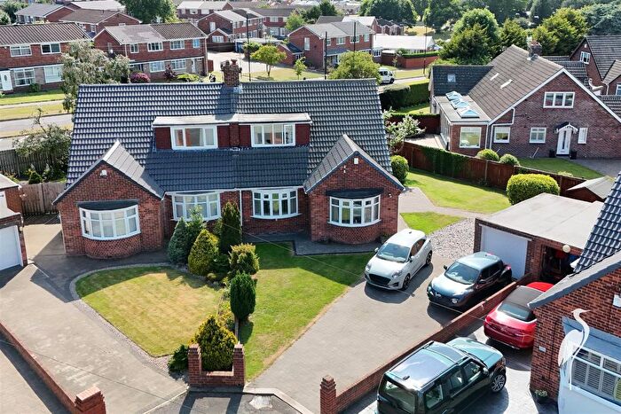 3 Bedroom Bungalow For Sale In Bamburgh Gardens, Tunstall, Sunderland, SR3