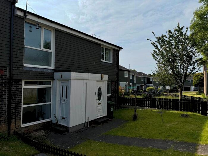 2 Bedroom Apartment To Rent In Newburgh Avenue, Seaton Delaval, Whitley Bay, NE25