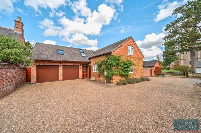 4 Bedroom Barn Conversion For Sale In Orchard Barn, Billesdon, Leicestershire, LE7