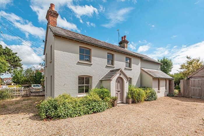 4 Bedroom Detached House For Sale In Forest Glen, Balmer Lawn Road, Brockenhurst, SO42