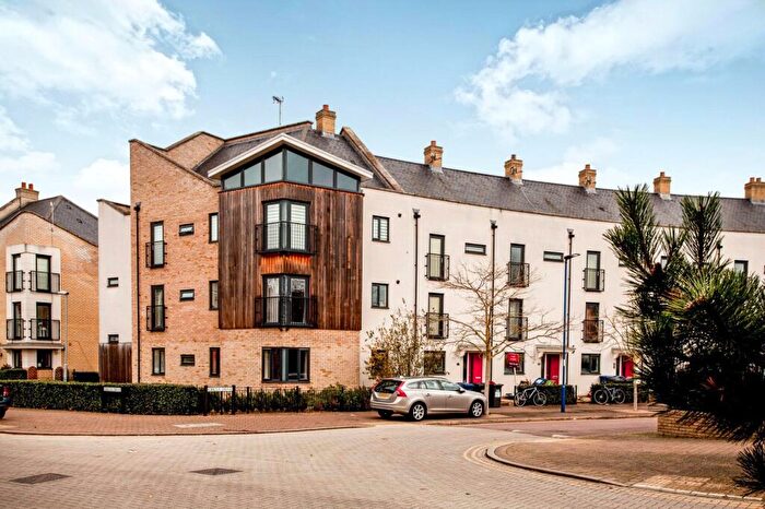 2 Bedroom Apartment For Sale In Circus Drive, Cambridge, CB4