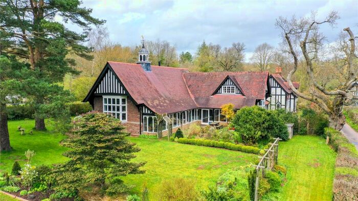 7 Bedroom Detached House For Sale In The Hendre, Monmouth, NP25