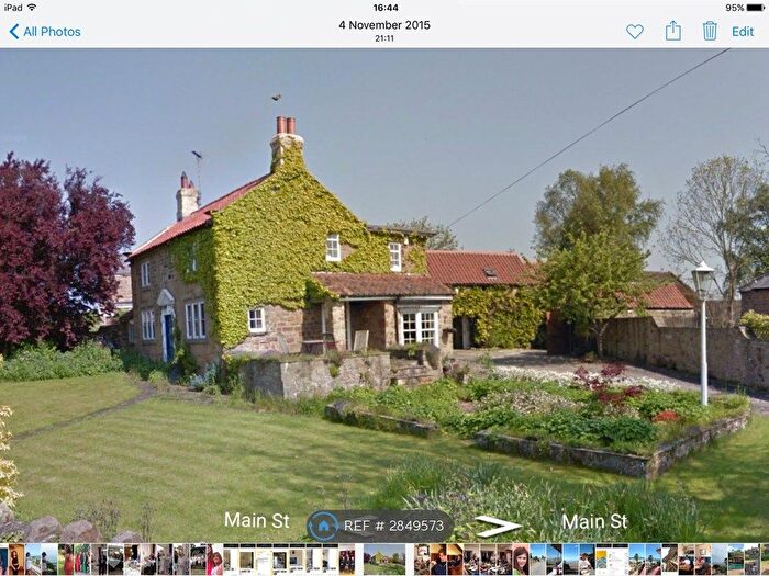 2 Bedroom Semi Detached House To Rent In Main Street, Wetherby, LS22