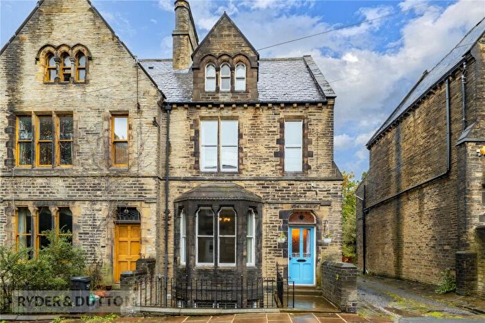 4 Bedroom End Of Terrace House For Sale In Chester Road, Halifax, West Yorkshire, HX3
