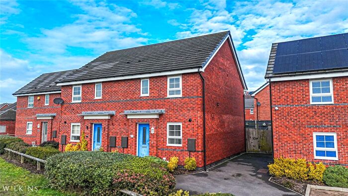 3 Bedroom Semi-Detached House For Sale In Azure Walk, Nuneaton, Warwickshire, CV10
