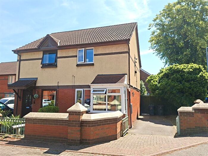 2 Bedroom Semi Detached House For Sale In Cherry Tree Croft, Acocks Green, Birmingham, B27