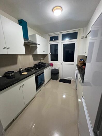 3 Bedroom Terraced House To Rent In Ilford, IG3