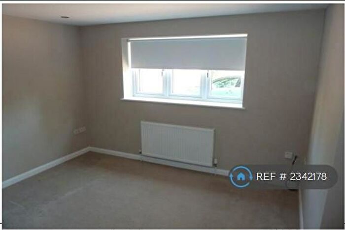 1 Bedroom Flat To Rent In Fleet Road, Fleet, GU51