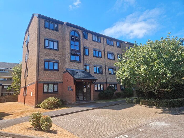 2 Bedroom Flat To Rent In St Matthews Court, King Street, Gosport, Hampshire, PO12