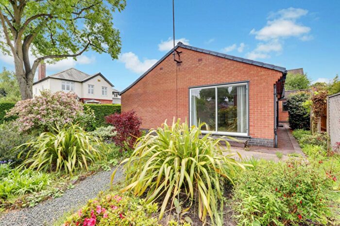 3 Bedroom Detached House For Sale In Marlborough Road, Woodthorpe, NG5
