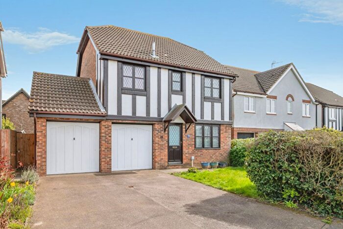 4 Bedroom Detached House For Sale In Prince Of Wales Road, Caister-On-Sea, Great Yarmouth, NR30