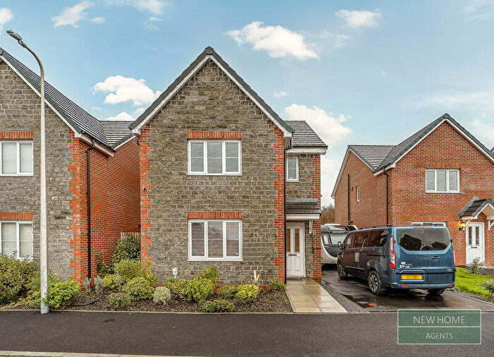 3 Bedroom Detached House For Sale In Heol Y Gylfinir, Llanilid, Pontyclun, CF72