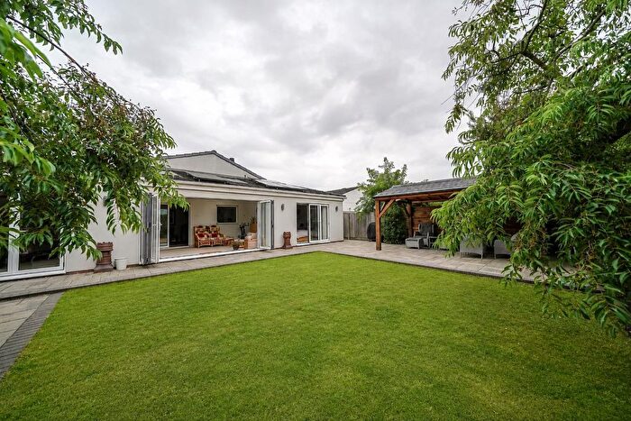 4 Bedroom Detached Bungalow For Sale In Elsworth Close, Formby, Liverpool, L37