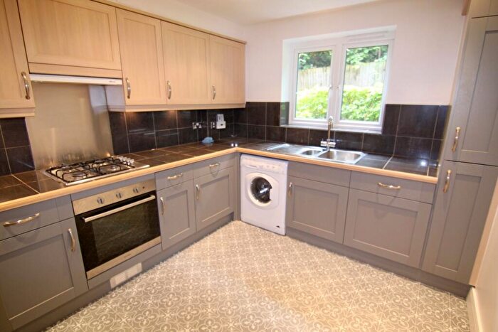 2 Bedroom Apartment To Rent In Guildford, GU4