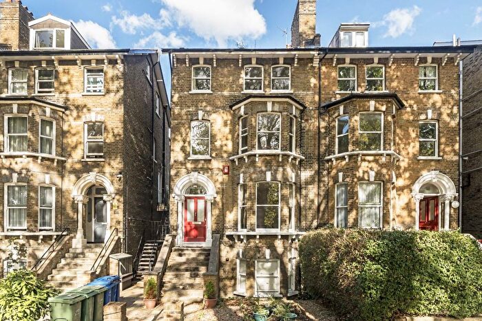 Studio For Sale In East Dulwich Road, East Dulwich, SE22