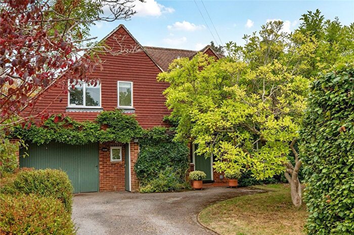 4 Bedroom Detached House For Sale In Nightingale Avenue, West Horsley, KT24