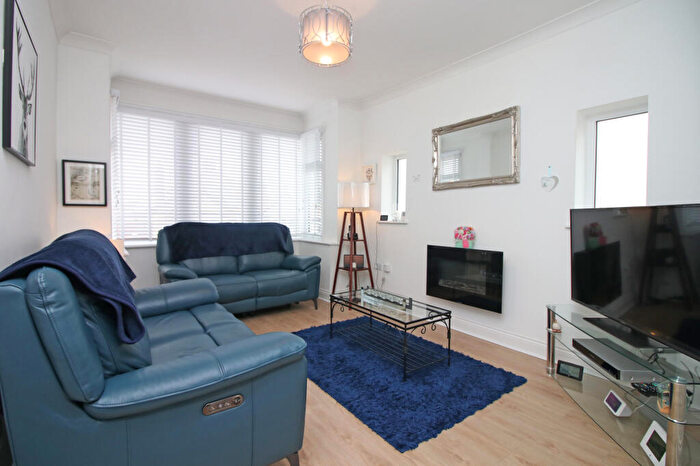 3 Bedroom Bungalow For Sale In Shirley Crescent, Blackpool, FY2