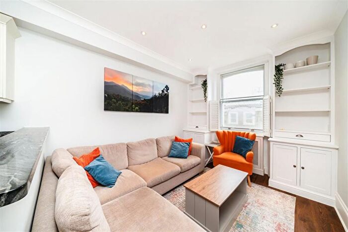 2 Bedroom Flat To Rent In Finborough Road, London, SW10