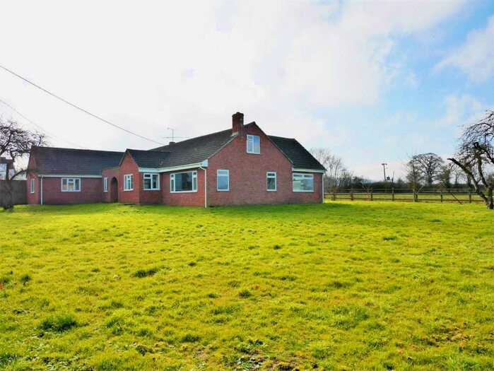 4 Bedroom Detached Bungalow For Sale In Pewsham, Chippenham, SN15