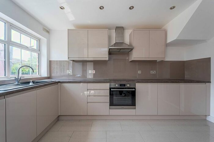 4 Bedroom Terraced House To Rent In St Stephens Road, West Ealing, London, W13