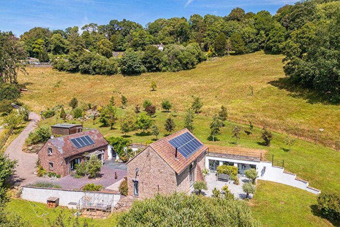 5 Bedroom Barn Conversion For Sale In Lydart, Monmouth, Monmouthshire, NP25